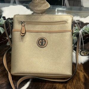NWT Gianni Bini Gold and Tan Crossbody Bag